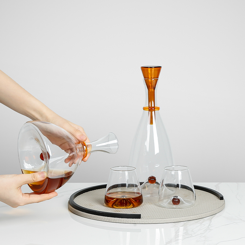 Glass Decanter Whiskey - Современный минималистичный стеклянный декантер для домашнего